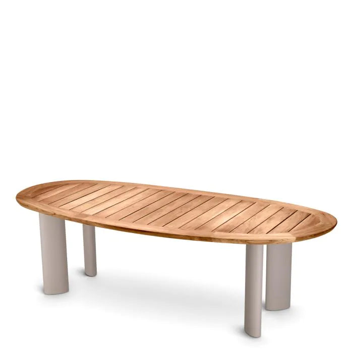 OUTDOOR DINING TABLE FREE FORM