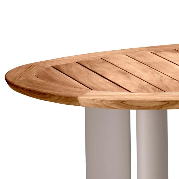OUTDOOR DINING TABLE FREE FORM