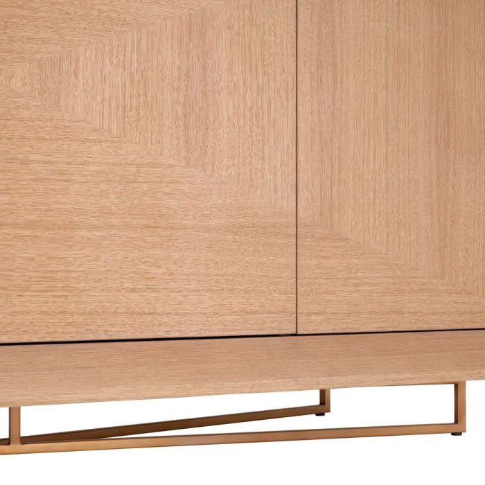 DRESSER SONESTA
