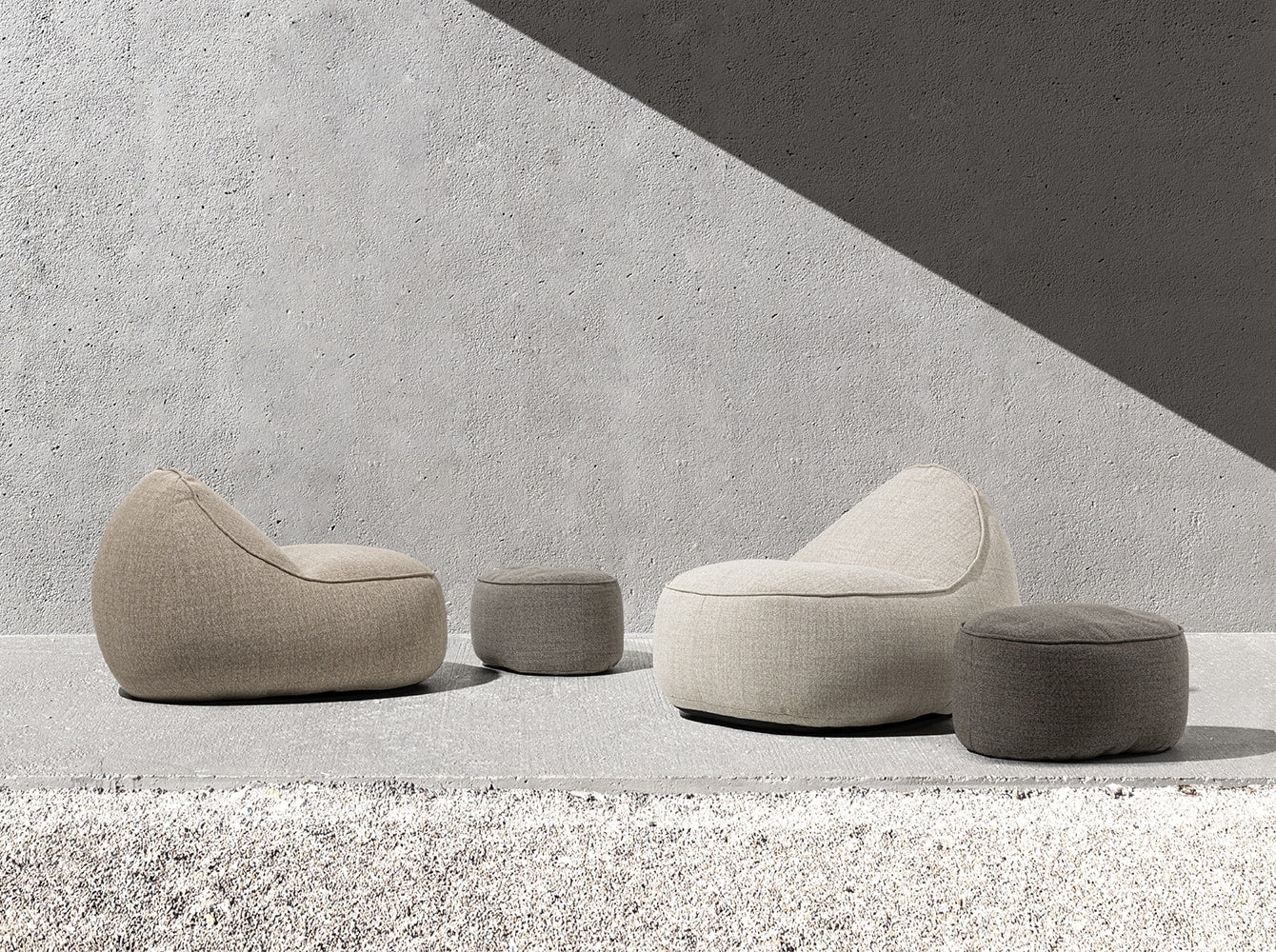 NEST EASY CHAIR