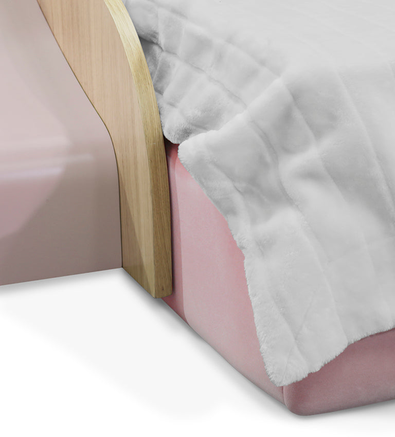 DOLLY PLAYHOUSE BED