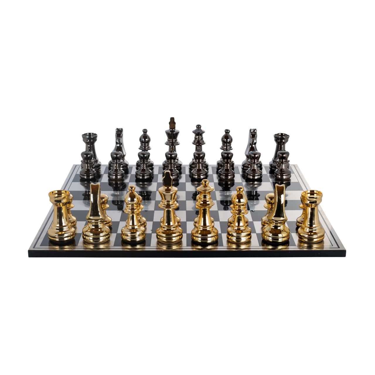 Luxury chessborad Saray in resin by Richmond Interiors