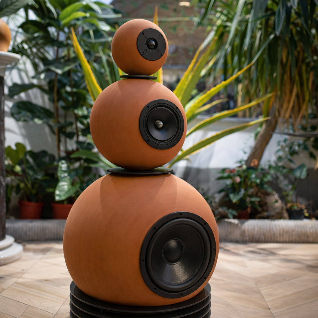 Handmade luxury italian speaker in clay