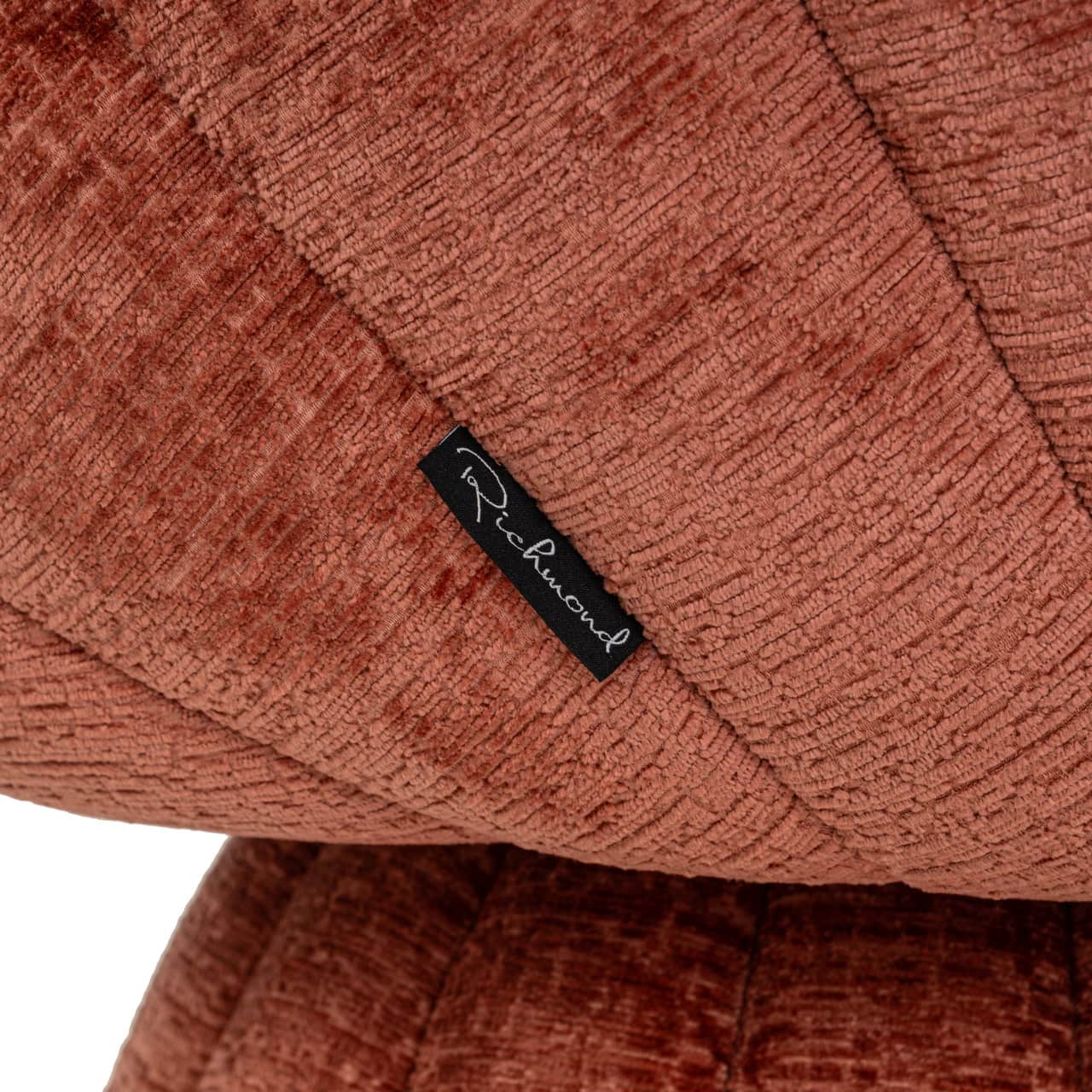 ARMCHAIR BLOSSOM