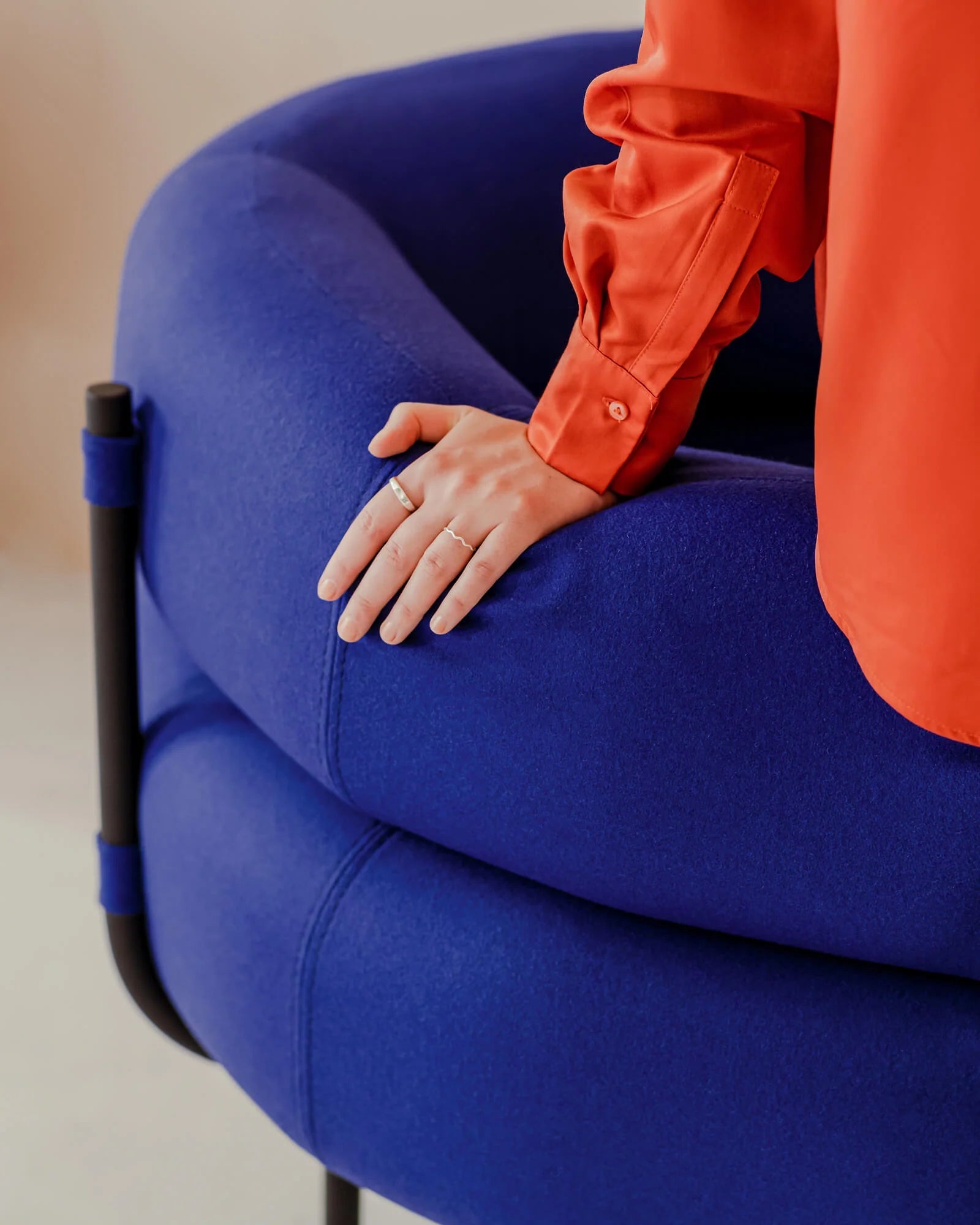 Armchair blue in fabric 