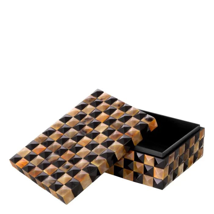 BOX MAGICIAN