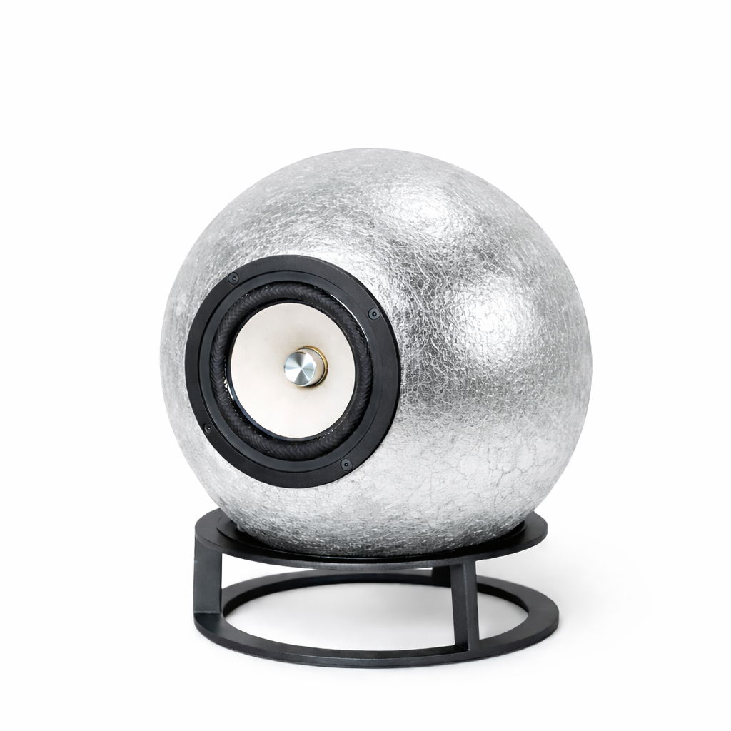 Luxury speaker Taletia low in silver leaf clay by Dedalica 