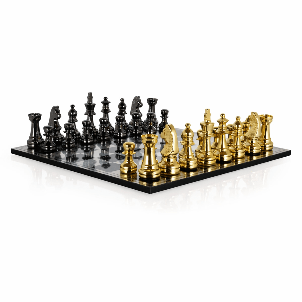 Luxury chessborad Saray in resin by Richmond Interiors