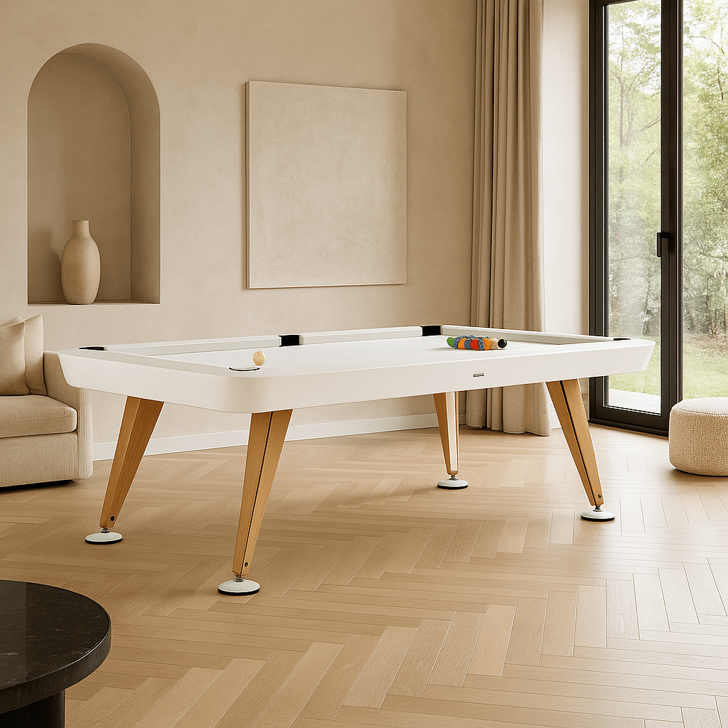 OUTDOOR POOL TABLE DIAGONAL