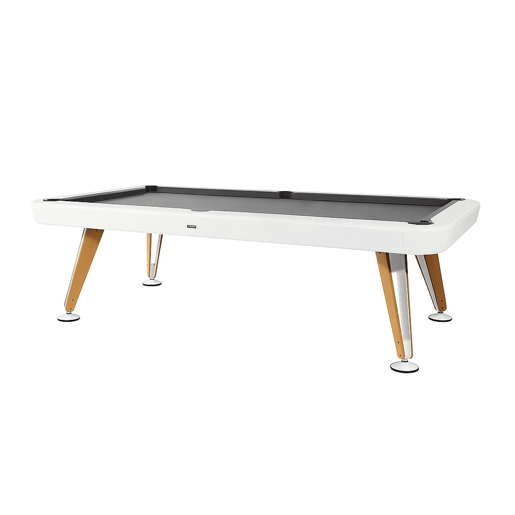 OUTDOOR POOL TABLE DIAGONAL