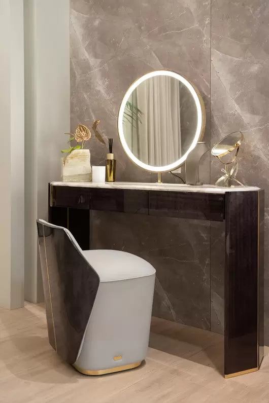 A Luxury Dressing Table | Slaapkamerideeën, Slaapkamer ontwerp, Slaapkamer  interieur