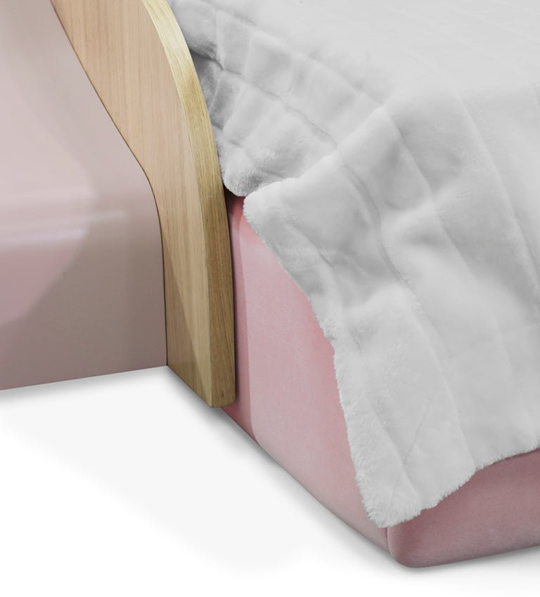 DOLLY PLAYHOUSE BED
