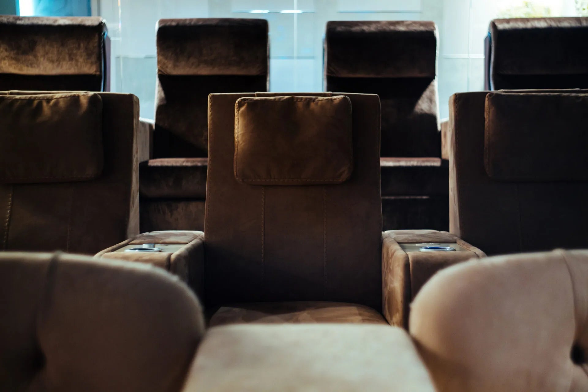 HOME CINEMA ARMCHAIR COMFORT