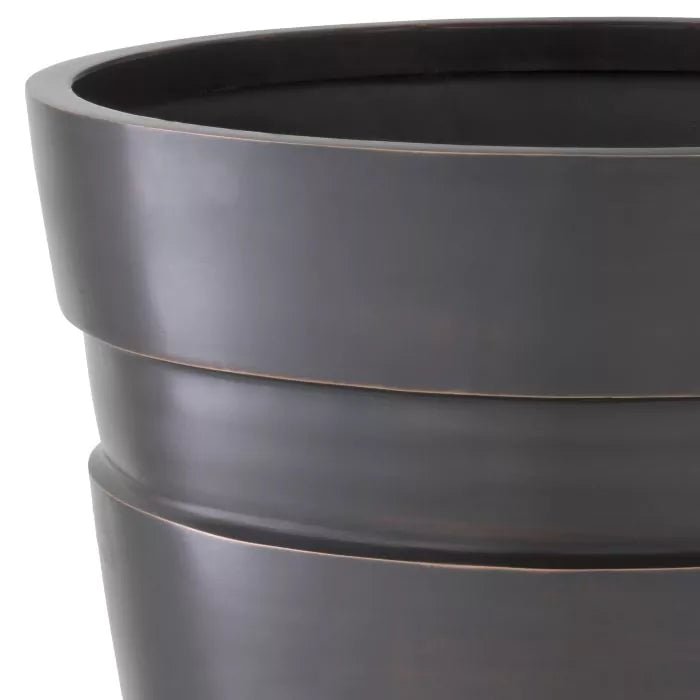 PLANTER APEX