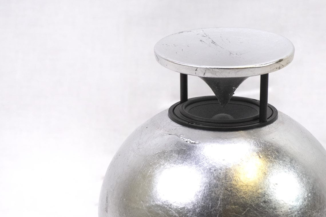 Luxury portable speaker in silver leaf by Dedalica 