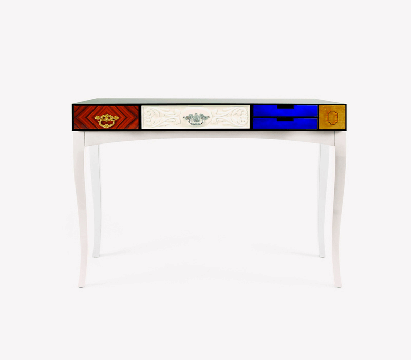 SOHO CONSOLE